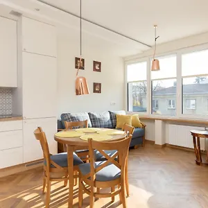 Piekna 2-bedroom , Warsaw Poland